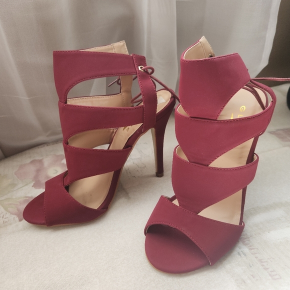 Glaze Burgundy Strappy Heels - Picture 6 of 6